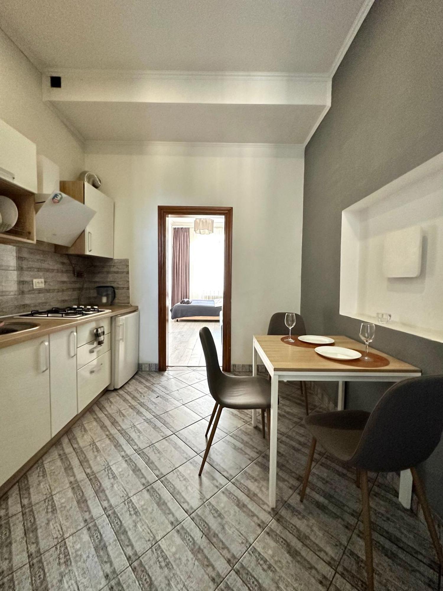 Romantic Apartments-Near Opera House 5/8 리비프 외부 사진