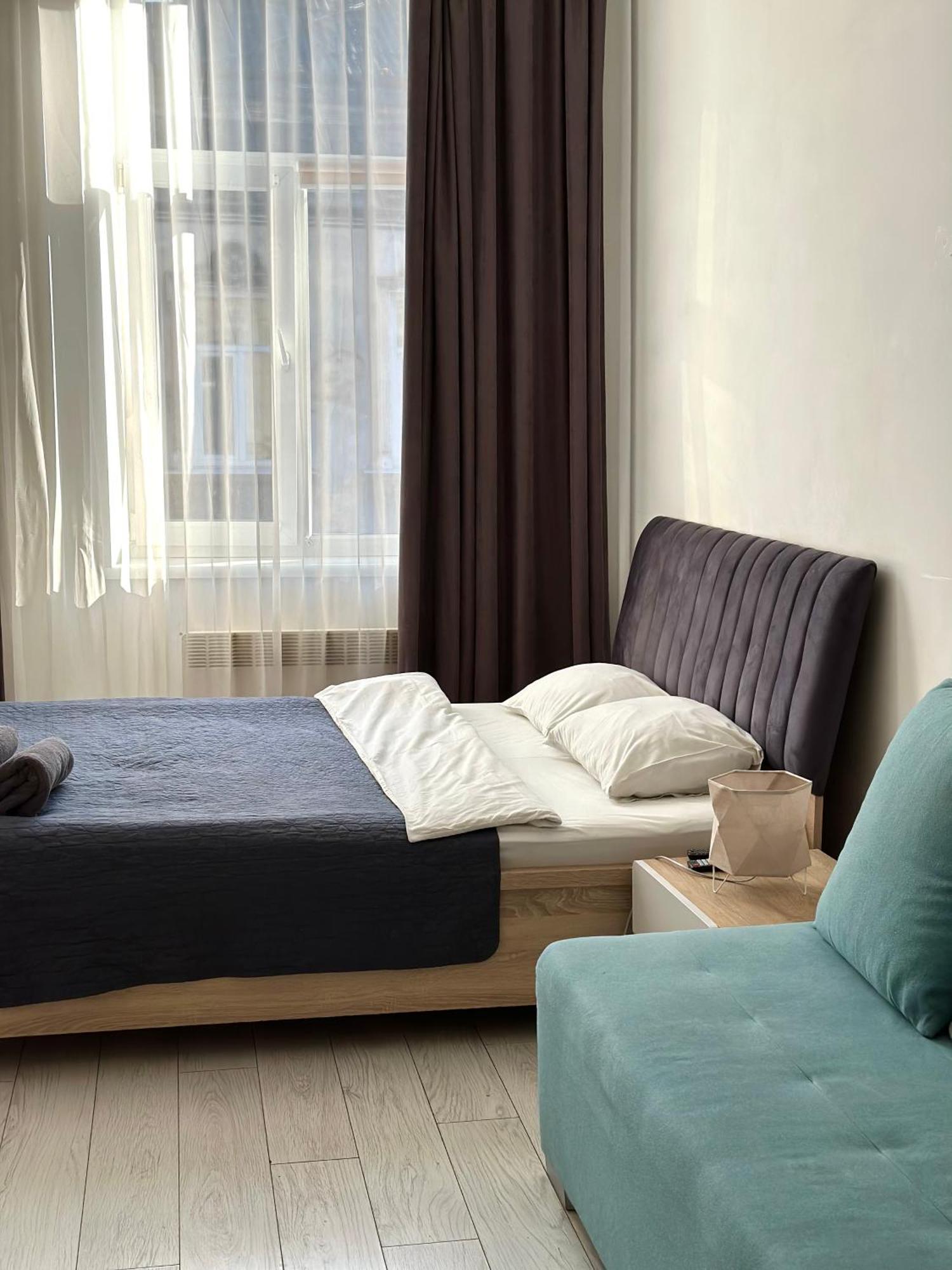 Romantic Apartments-Near Opera House 5/8 리비프 외부 사진